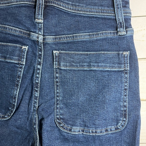 Madewell | High-Rise Slim Straight Jeans in Bryston Wash: Workwear Edition - Picture 10 of 11